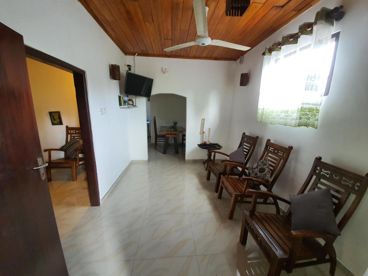 Apartamento Sana Guest Weligama Exterior foto